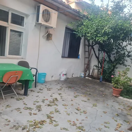 Homestay Martha's *